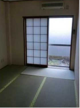 サンハイム中野の寝室