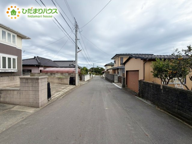日立市相田町3丁目　中古戸建の前面道路含む現地写真|閑静な住宅地で叶える穏やかな新生活☆彡