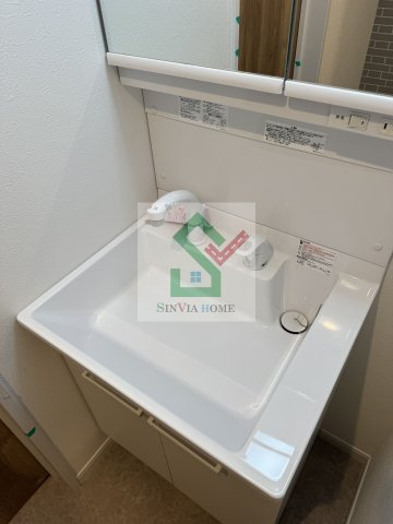 ルミナス所沢の独立洗面台