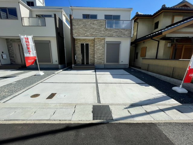 玉手１期　新築戸建ての駐車場