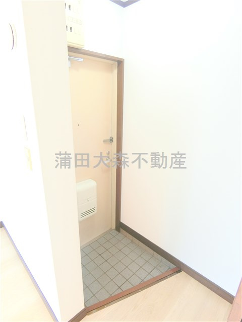 田中ビルディングの玄関