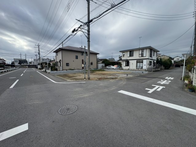 宇都宮市雀の宮七丁目の前面道路含む現地写真