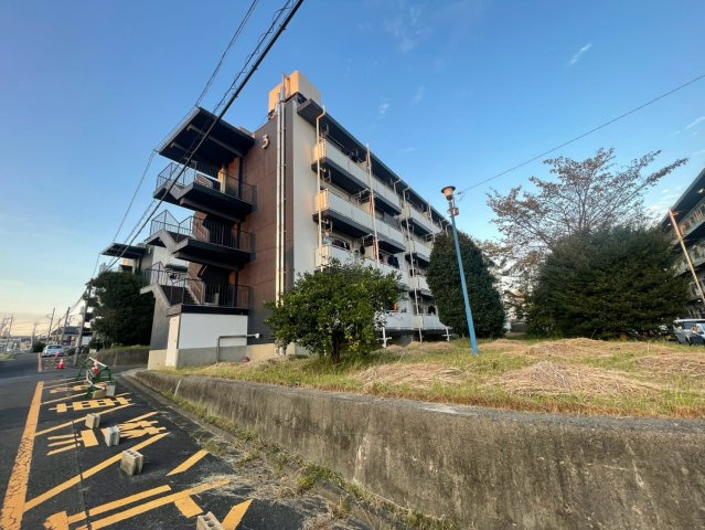 ビレッジハウス田中2号棟の外観