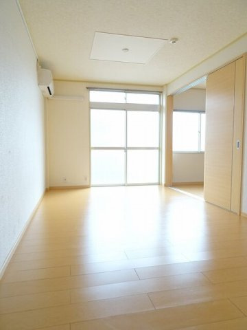 【居間・リビング】 | コーポ山房Ⅱ | リビングです