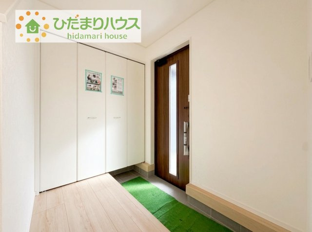 【玄関】 | 土浦市小松第7　新築戸建　4号棟 | 家族の靴をたっぷり収納！大型シューズクローゼット付き(^^♪