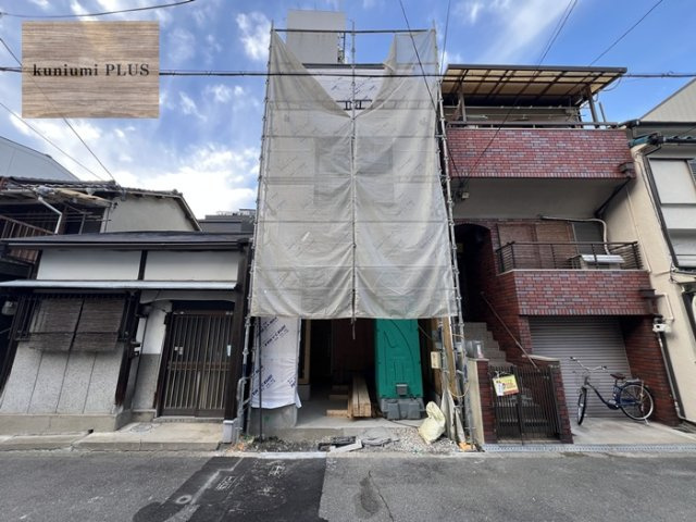 大阪市城東区成育4丁目の前面道路含む現地写真