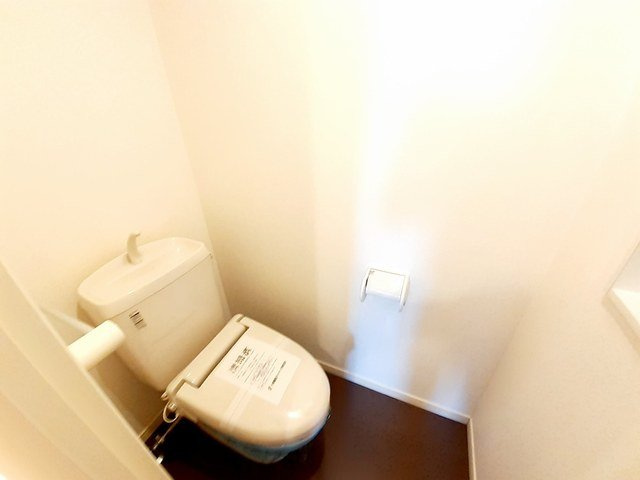 【トイレ】 | レイ・クレスト | ゆったりとした空間のトイレです