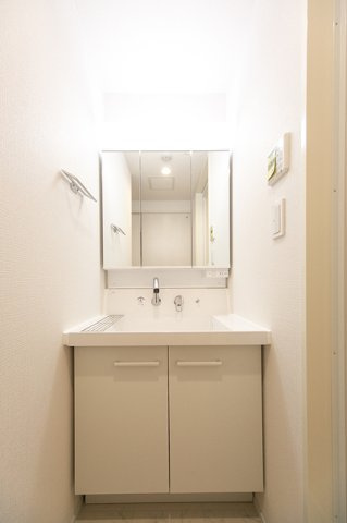 ＨＩＬＬ　ＴＯＰ　ＲＥＳＩＤＥＮＣＥ　ＯＳＡＫＩの洗面所|※写真は同タイプ住戸です。