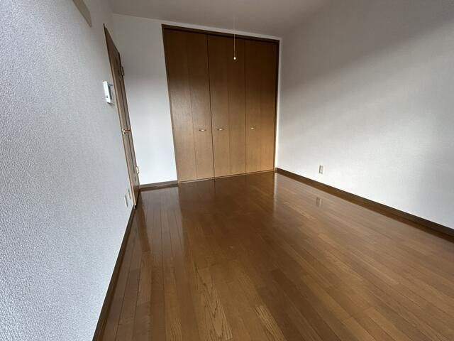 ＣＨＥＥＲＳの内装