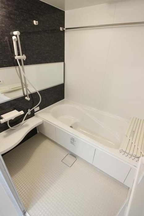 クランベール小山台の浴室|コンパクトで使いやすいお風呂です