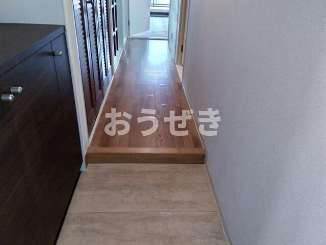 第2宝田ビルの玄関