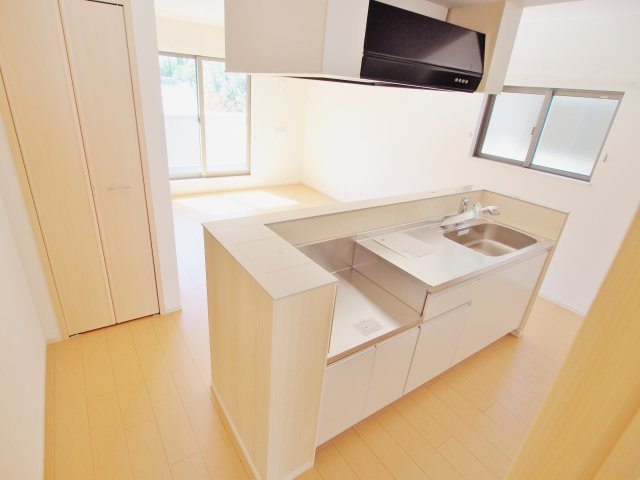 Y´ｓGrande　IIのキッチン