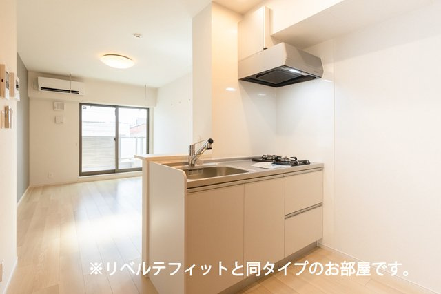 カルムコート向ヶ丘のキッチン|コンパクトなキッチンで掃除もラクラク