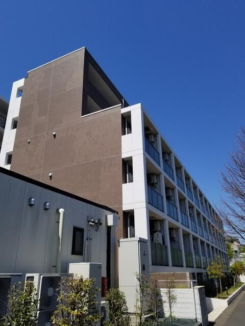 Ｒｉｓｉｎｇ ｐｌａｃｅ 八王子みなみ野の外観