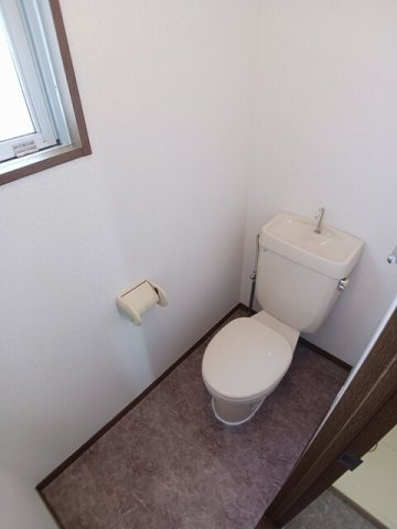 プラムヴィレッジのトイレ|シンプルで使いやすいトイレです