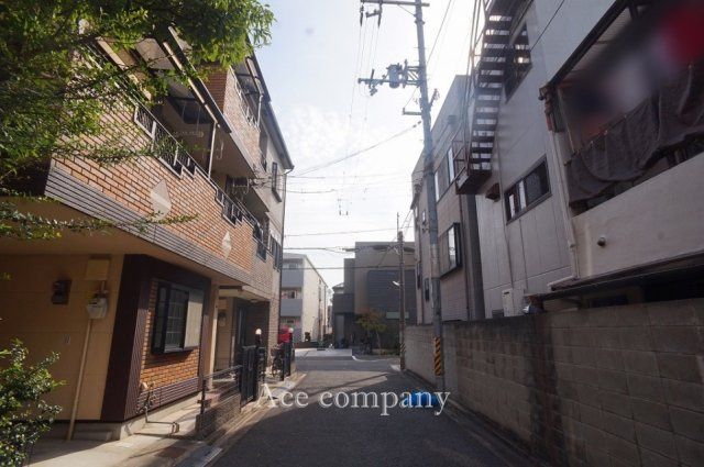 【前面道路含む現地写真】 | 東大阪市菱屋東1丁目 | 【前面道路：幅員約4.7ｍ☆】分譲地内2件目です♪