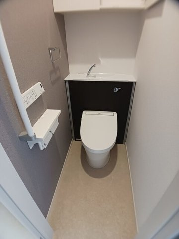 ウィブリーハイツのトイレ|清潔感のあるトイレです