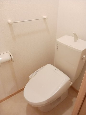 レジデンス　アマーレのトイレ|コンパクトで使いやすいトイレです