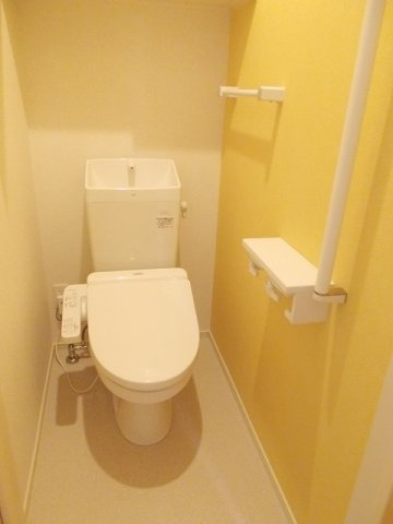 ノイ　フラン　ハウス　Ⅱのトイレ|コンパクトで使いやすいトイレです