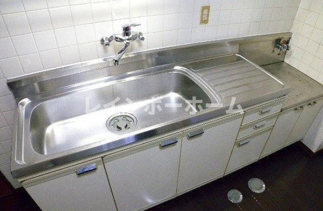 ジーライズ松戸美野里町　仲介手数料（賃料の1.10ヵ月）の50％OFF対象物件！のキッチン