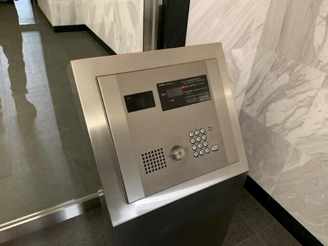 メインステージ浅草橋駅前のエントランス