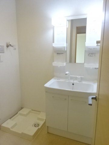 セレッソ三輪野山の洗面所|忙しい朝には欠かせない洗面所です