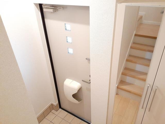 モンテ　アン　フレッシュの玄関|落ち着いた玄関です