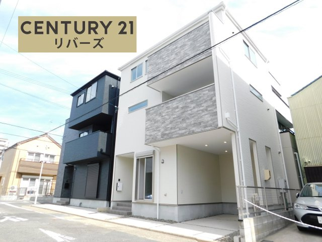 名古屋市千種区萱場２丁目の新築一戸建の前面道路含む現地写真|☆２号棟☆　　いつでも見学できます♪（お問合せ当日、平日、水曜、夜間でもＯＫ）　ビルトインガレージ！　ＺＥＨ水準！　収納＋カウンター付きリビング１８．７帖！　買い物・教育施設徒歩１０圏内♪