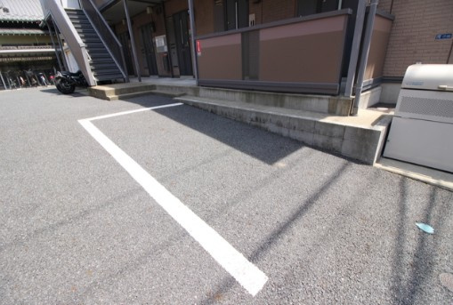 ホワイトコーストパルの駐車場