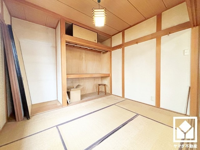尼崎市東園田町3丁目の和室
