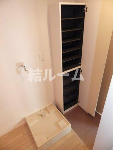 練馬区栄町のアパートの玄関
