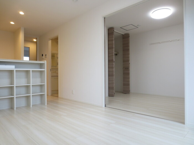  | エランドール | 206 LDK