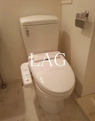 【トイレ】 | Verona 門前仲町 Lusso | トイレです。