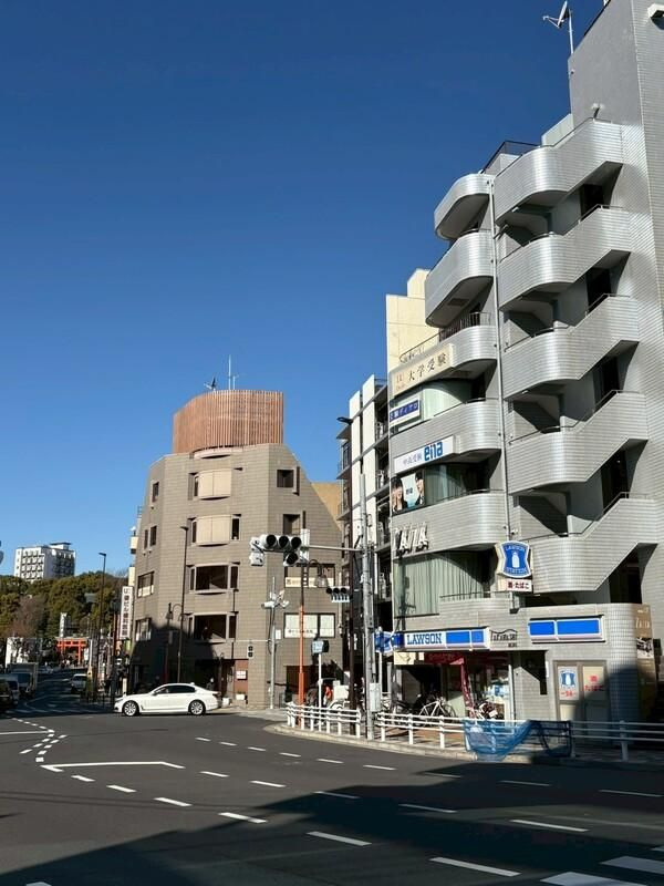 新宿区馬場下町の店舗事務所の周辺