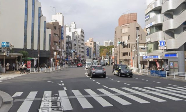 新宿区馬場下町の店舗事務所の周辺