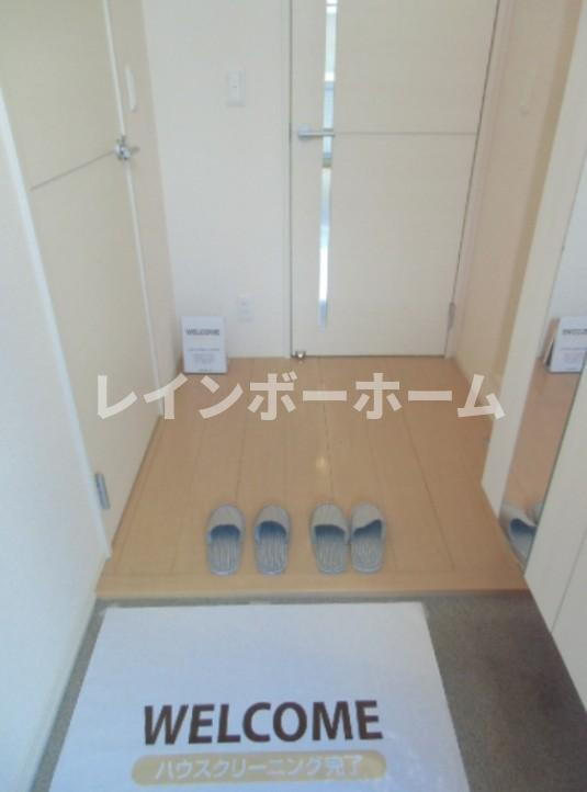 メルベーユおおたかの森1号棟仲介手数料（賃料の1.10ヵ月）の50％OFF対象物件！の玄関