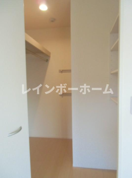 メルベーユおおたかの森1号棟仲介手数料（賃料の1.10ヵ月）の50％OFF対象物件！の収納