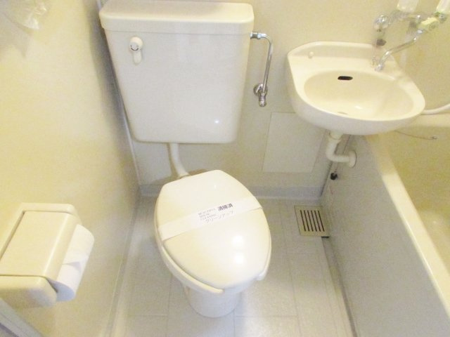 ハイツコメットのトイレ|※同建物の類似写真となります。