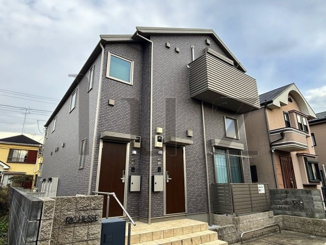 リシェスの外観