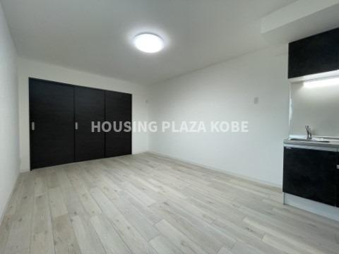 エステイトＥ神戸城が山の居間・リビング