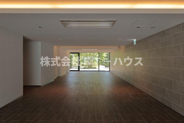 リーフシティ市川　ザ・レジデンスのロビー