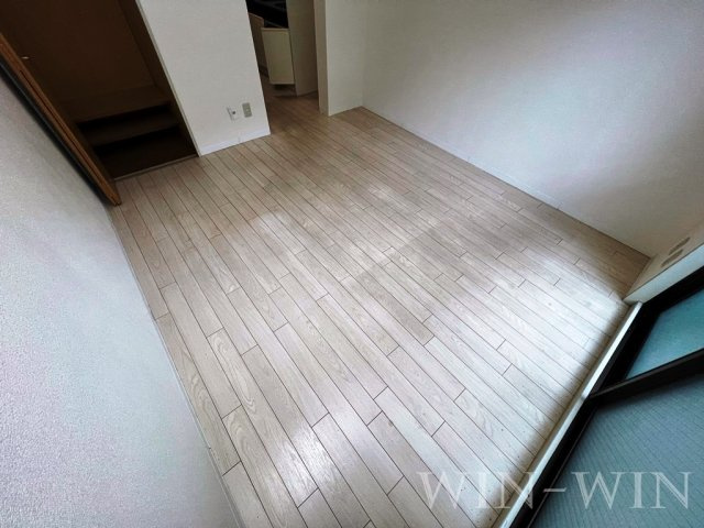 メゾン・ド・アミーの居間・リビング|イメージ（同建物内別部屋の写真です）