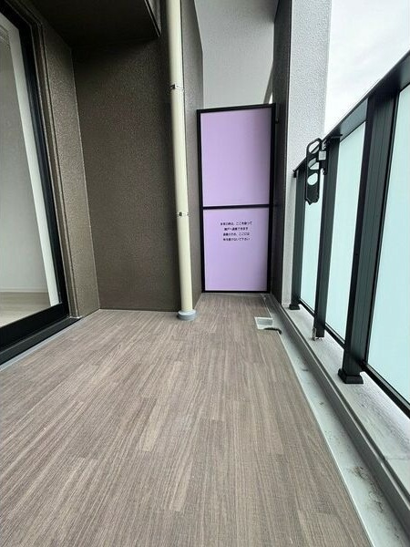 CREST TAPP平安通のバルコニー