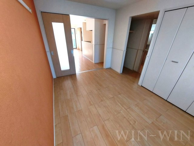 ロイヤルイースト Aの洋室|イメージ（同建物内別部屋の写真です）