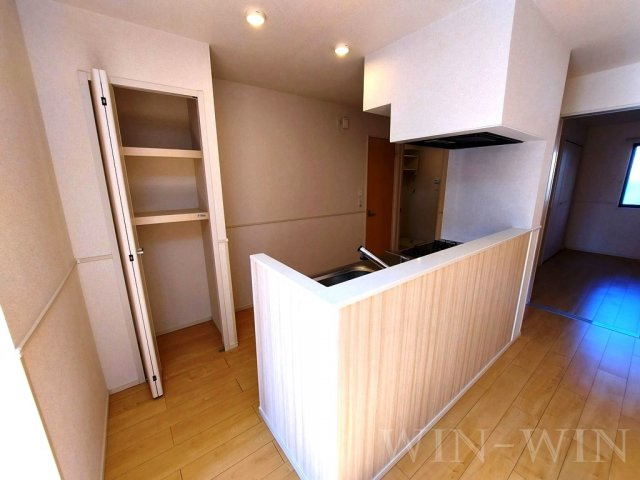 ロイヤルイースト Aのその他|イメージ（同建物内別部屋の写真です）