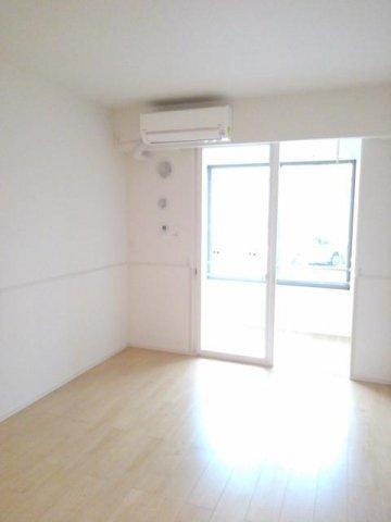 プレシャス　デイズの居間・リビング