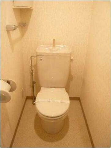 ライオンズガーデン町屋のトイレ