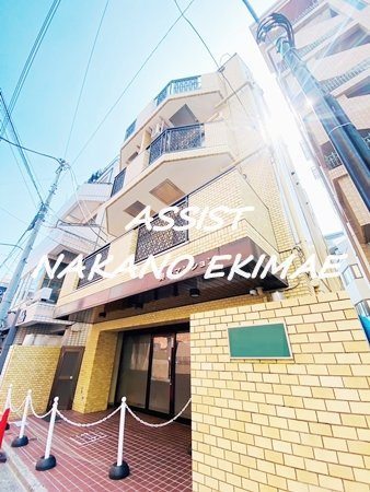 奥村マンションの外観