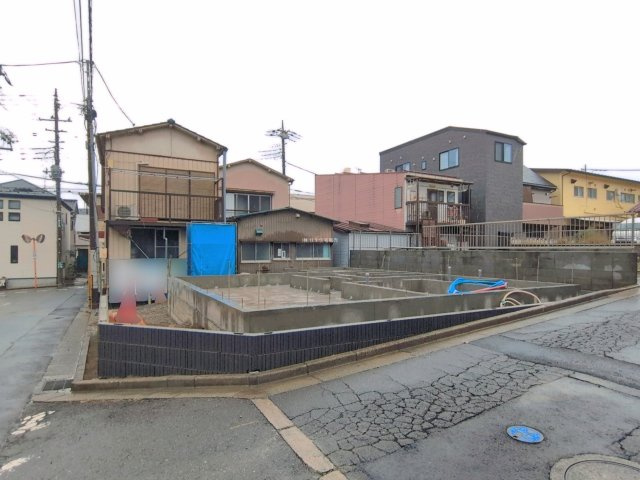 ふじみ野市南台２丁目の新築一戸建の前面道路含む現地写真