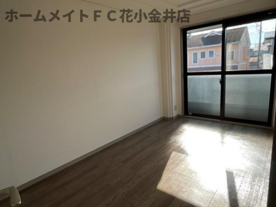 【展望】 | クレストールハイツ | 洋室